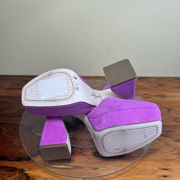 Jessica Simpson Deirae Suede Ankle Strap Platform Pump in Orchid - Picture 16 of 16